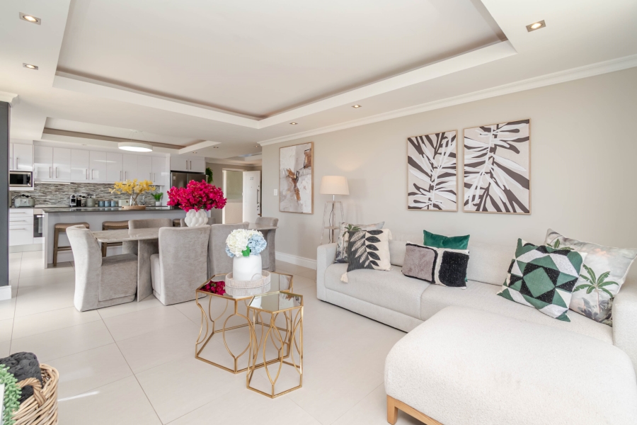 To Let 2 Bedroom Property for Rent in Green Point Western Cape